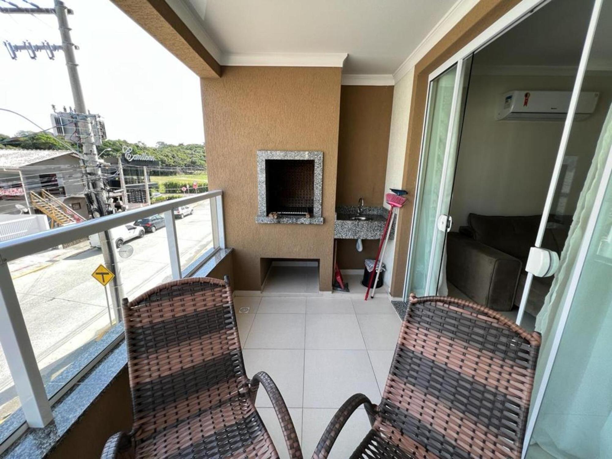 Apartamento Praia De Bombas Бомбиньяс Экстерьер фото